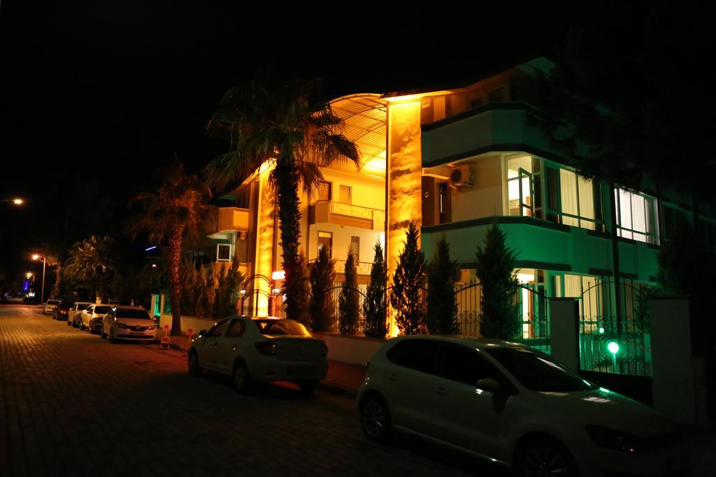 كمر Erol Apart المظهر الخارجي الصورة